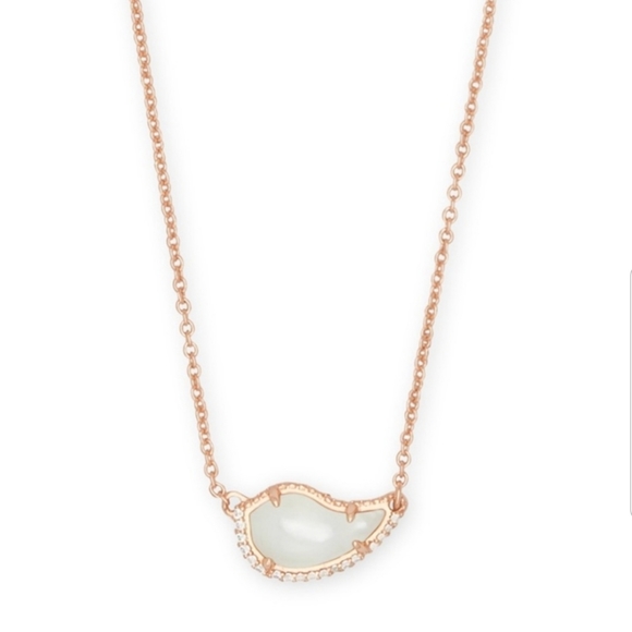 Kendra Scott Jewelry - Kendra Scott Tansy Necklace in Rose Gold